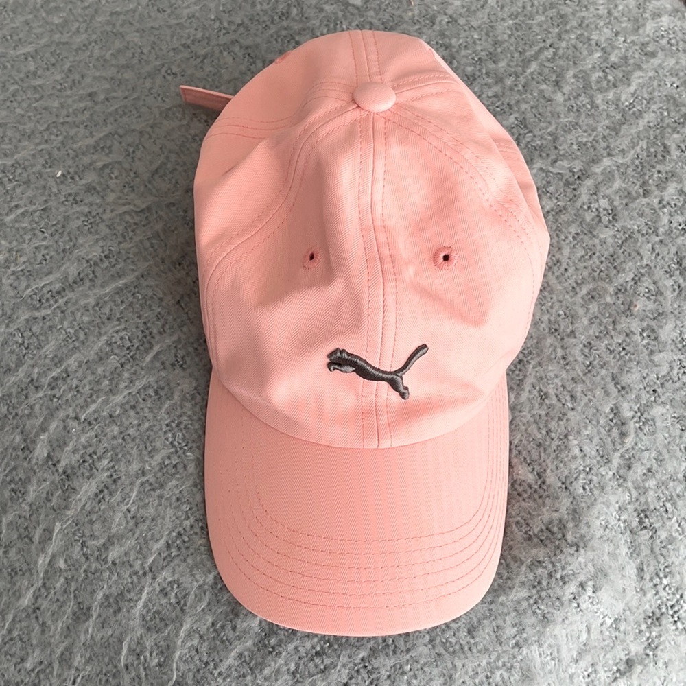 Women’s Puma hat